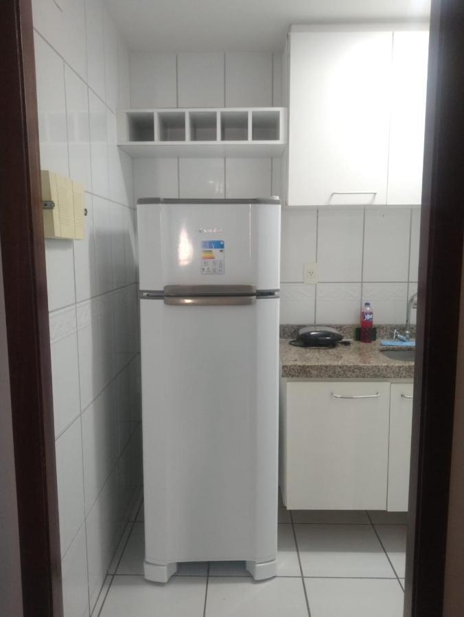 Apartamento Ed. Ruy Castelo Branco *